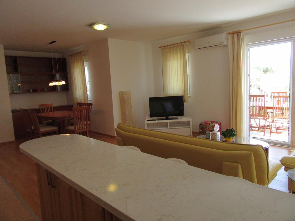Apartment Linthorst Трогир Экстерьер фото